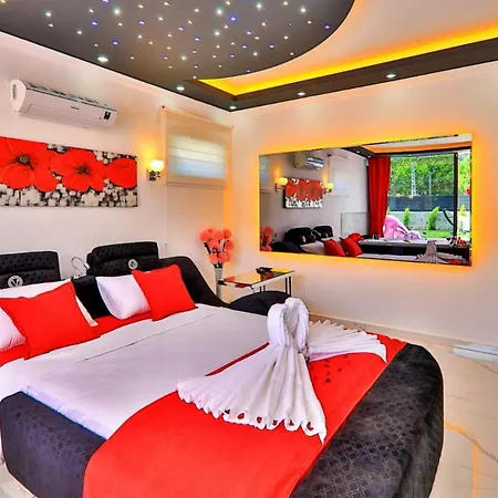 וילה Saribelen Village2 Bedroom 1310 קלקן
